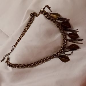 Cute leaf themed necklace